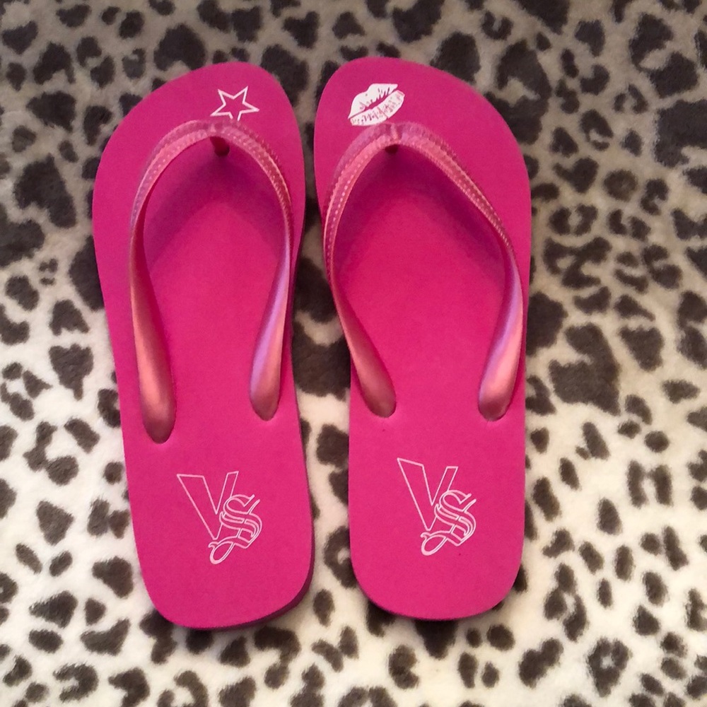 NWOT Victoria’s Secret Flip Flops in Pink Size 10 Women’s